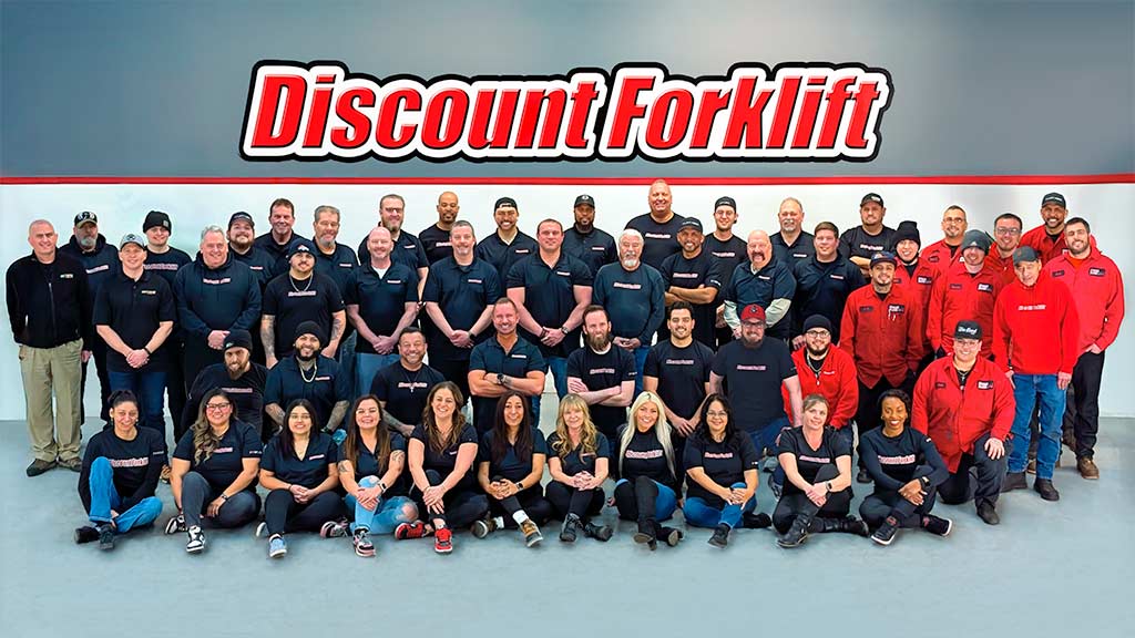 Discount Forklift team group photo